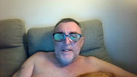 aussie_ozzie online show from August 6, 12:26 pm