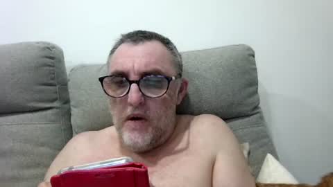 aussie_ozzie online show from August 9, 8:48 am