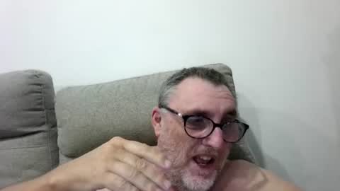 aussie_ozzie online show from August 12, 11:12 am