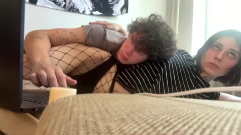 austensweet online show from August 2, 1:18 pm