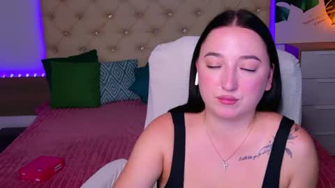Ava online show from August 3, 8:43 am