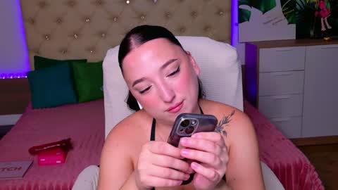 Ava online show from August 13, 7:11 am