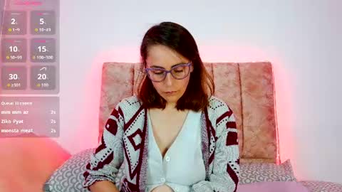 Ava  online show from September 1, 7:59 pm