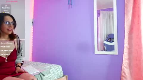 Ava  online show from September 3, 9:18 pm