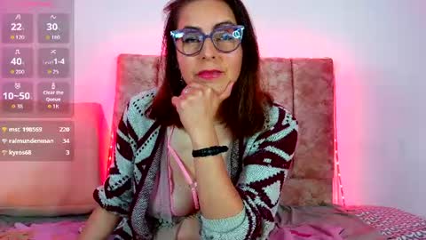 Ava  online show from September 4, 8:35 pm