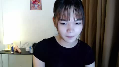 Vye online show from August 13, 2:09 pm