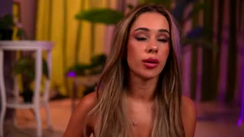 Ava online show from August 7, 1:05 am