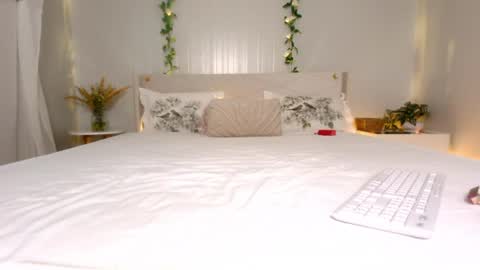 Pamela  online show from August 7, 4:34 am