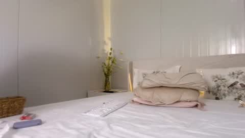 avaaaddamss online show from August 14, 10:19 am