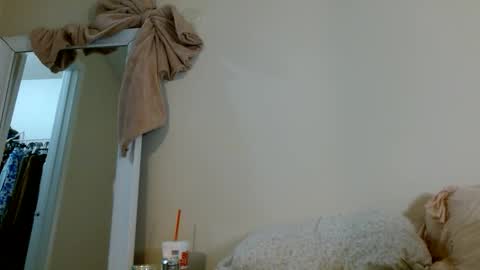 Ava Ashley online show from April 19, 5:17 am