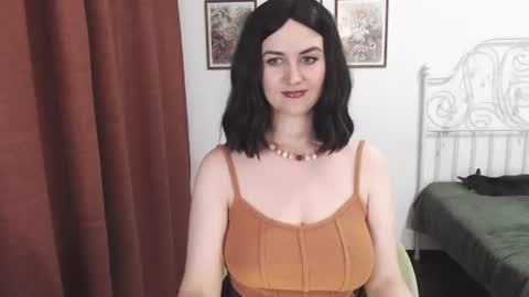 avaedden online show from August 6, 6:07 pm