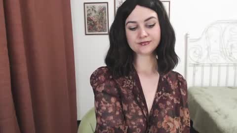 avaedden online show from August 12, 6:32 pm