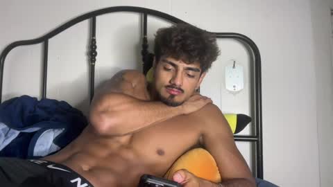 avamo2 online show from August 13, 12:46 am