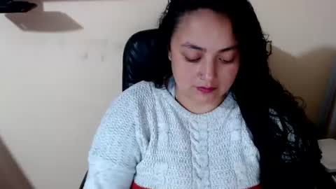 avaryd online show from July 26, 3:44 am
