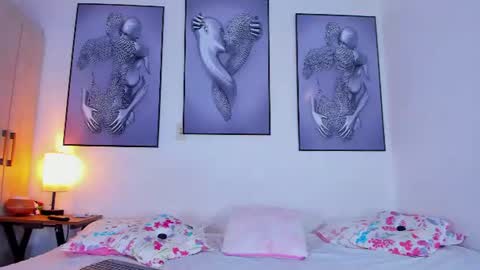 avavega_1 online show from July 30, 5:42 pm