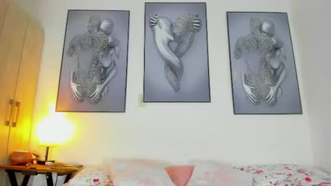 avavega_1 online show from August 3, 4:03 pm
