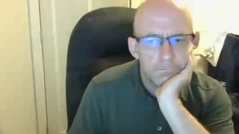 averagejerkoff online show from August 5, 4:43 am