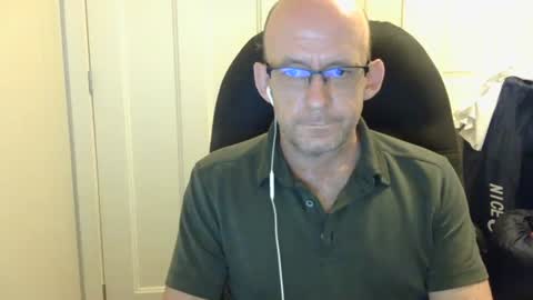 averagejerkoff online show from August 5, 6:55 am