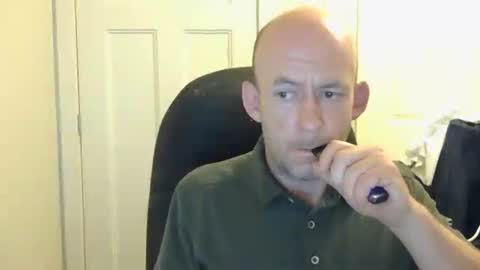 averagejerkoff online show from August 6, 5:06 am