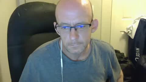 averagejerkoff online show from August 6, 4:06 pm
