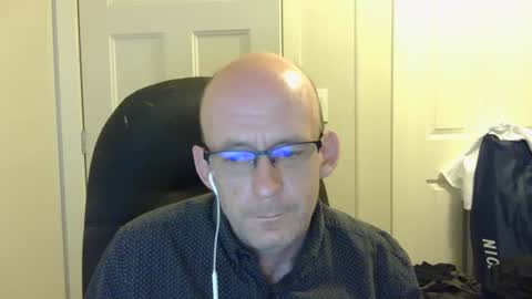 averagejerkoff online show from August 7, 5:18 am