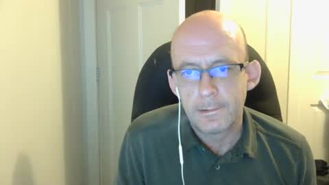 averagejerkoff online show from August 7, 4:51 pm