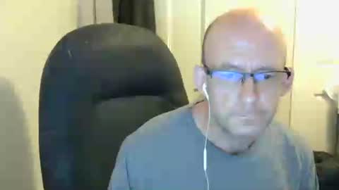 averagejerkoff online show from August 11, 6:21 pm
