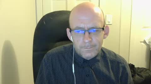 averagejerkoff online show from August 12, 6:49 am