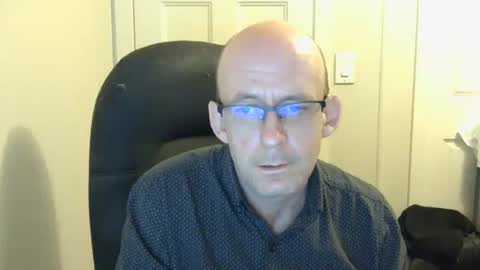 averagejerkoff online show from August 14, 4:05 am