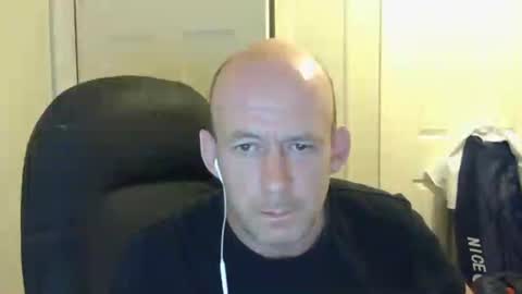 averagejerkoff online show from August 16, 3:54 am