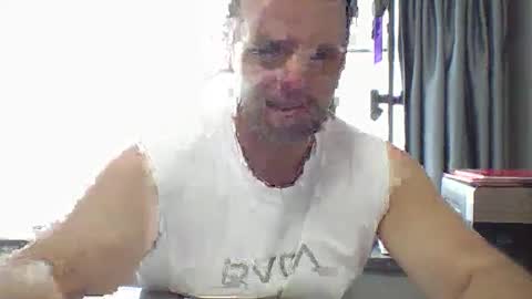 averagejoe2025 online show from May 29, 3:42 am
