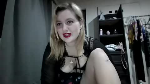 Avery Doll online show from June 24, 2:13 am