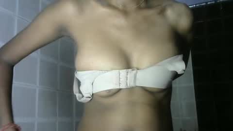 avery_lust01 online show from August 9, 5:08 am