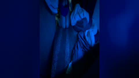 aveyboi online show from June 29, 1:42 am