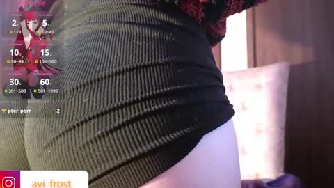 Saraaaa independent model 3 online show from April 3, 9:39 am