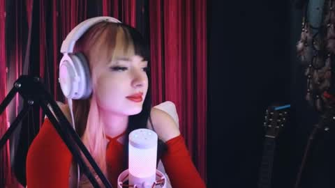 Avriel online show from May 24, 3:20 am