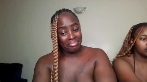 avian_babe1 online show from August 13, 1:30 am