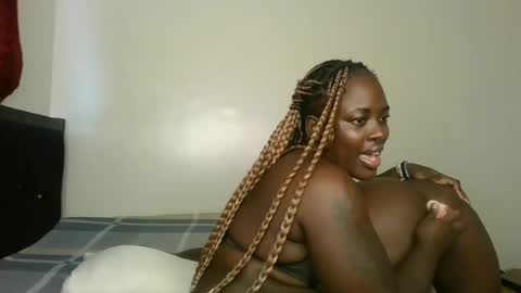 avian_babe1 online show from August 15, 12:53 pm