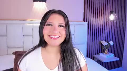 Avy  online show from August 9, 12:06 pm