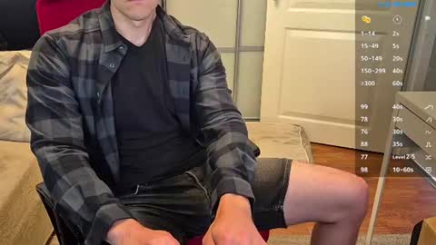 A online show from August 15, 8:07 am