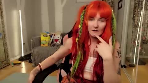 awesomeblossommm online show from July 9, 4:06 am