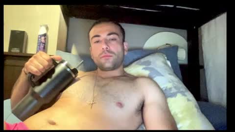 axel101101 online show from July 5, 9:45 am