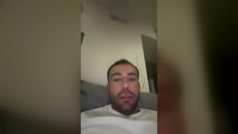 axel101101 online show from August 8, 10:48 am