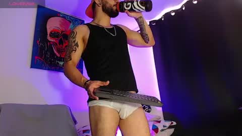 Independiente Model online show from July 26, 2:33 pm