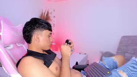 AXEL online show from July 30, 10:38 pm