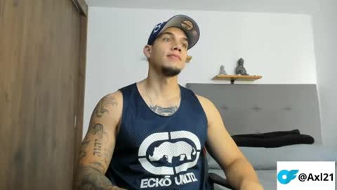 Axl     INDEPENDENT MODEL online show from July 3, 7:38 pm