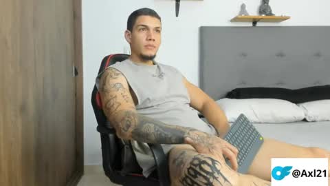 Axl     INDEPENDENT MODEL online show from July 7, 6:28 am