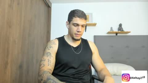 Axl     INDEPENDENT MODEL online show from July 15, 4:35 am