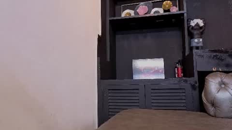 Axel  online show from August 14, 2:48 am