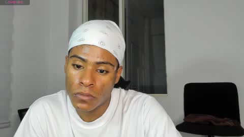 axelbycortez online show from August 7, 10:15 am